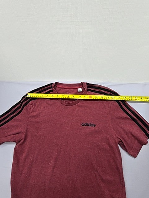 Adidas Men's Burgundy 3 Stripes T-Shirt M Short Sleeve Crew Regular