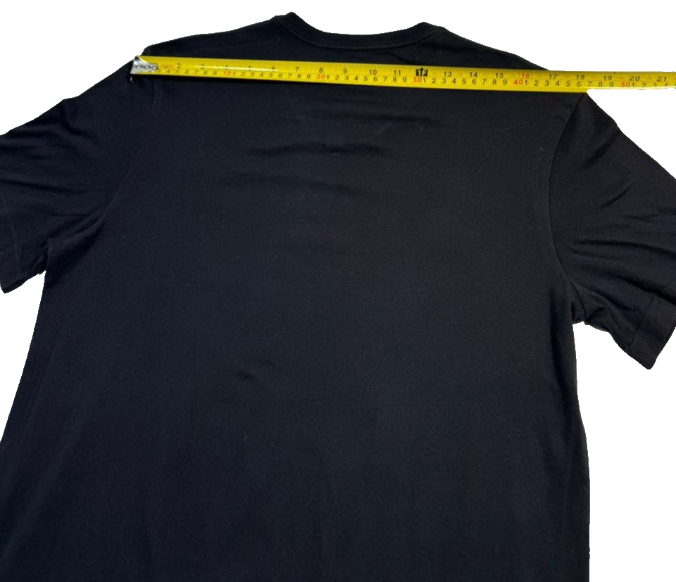 Black Tommy Hilfiger Men's V-Neck T-Shirt - Size M