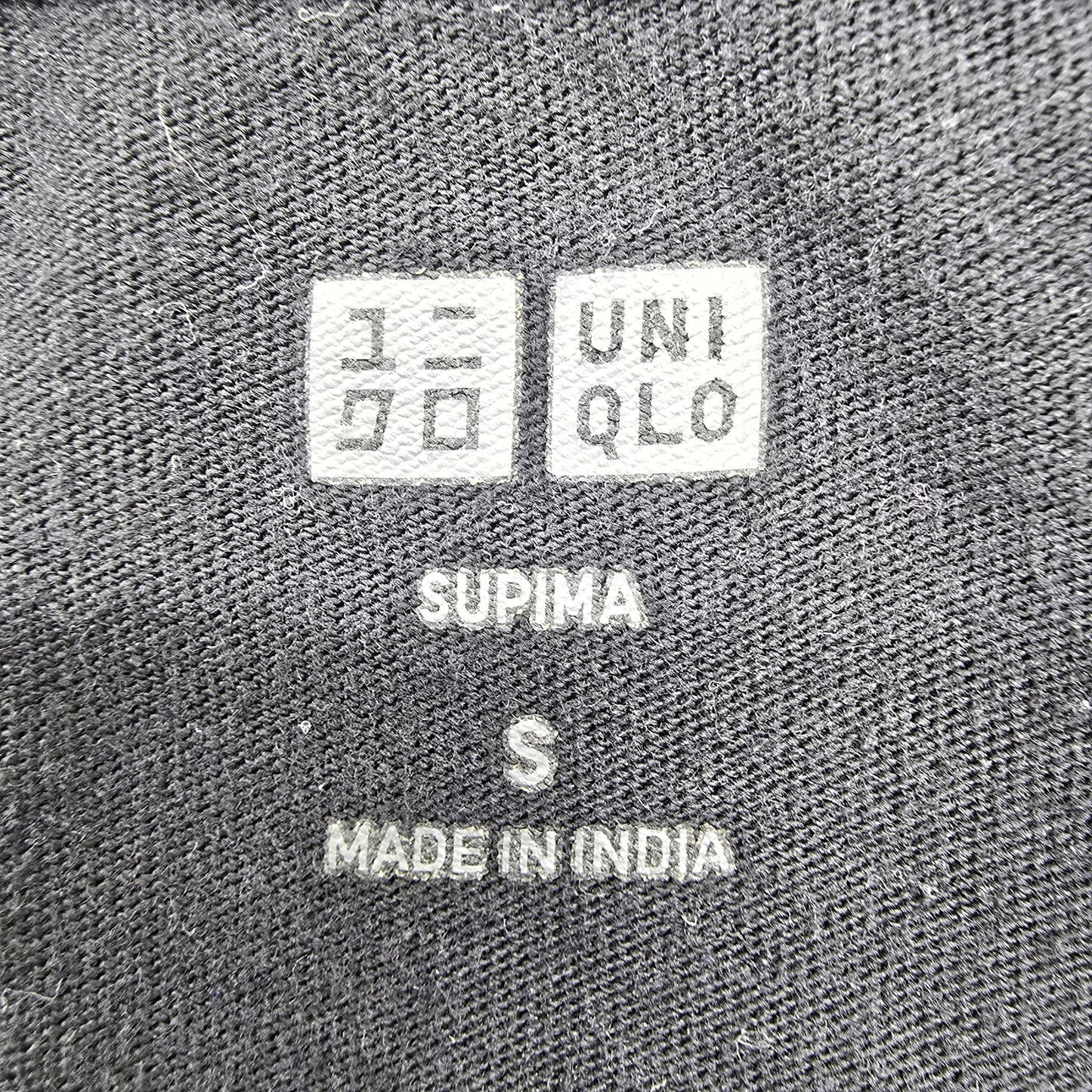 Uniqlo Women Black T-Shirt size S product image 3