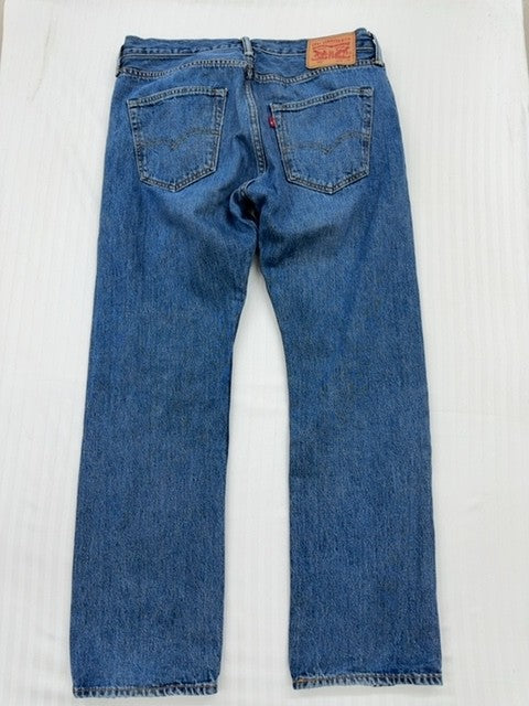Vintage Levi's Men's Blue Jeans – Size W34 L30