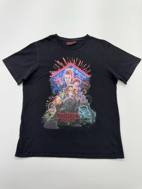 Netflix Boys Black T-Shirt size M product image 1