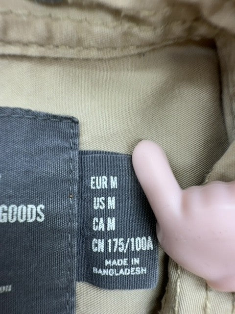 H&M Men's Khaki Chest Pocket Button-Down Shirt M