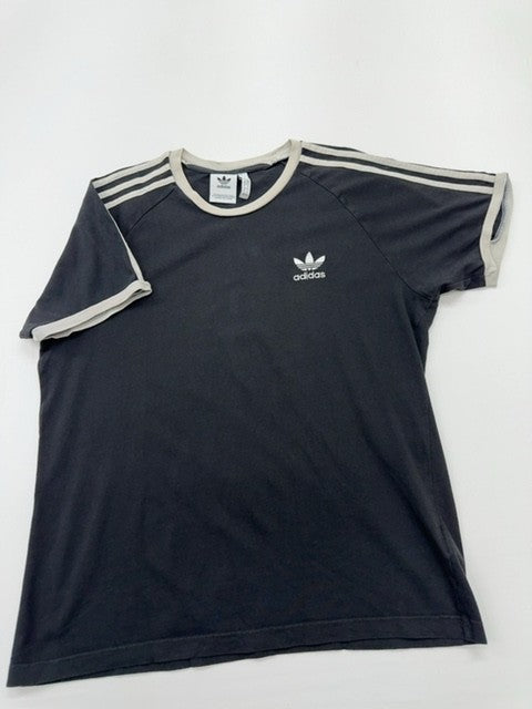 Adidas Boys Navy T-Shirt size L product image 1