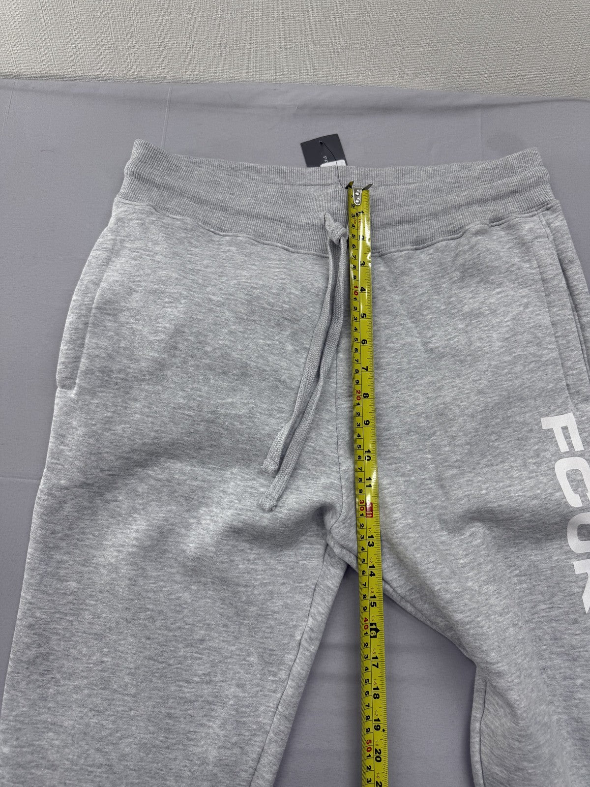 French Connection FCUK Grey Activewear Sweatpants Men L Relaxed Tapered