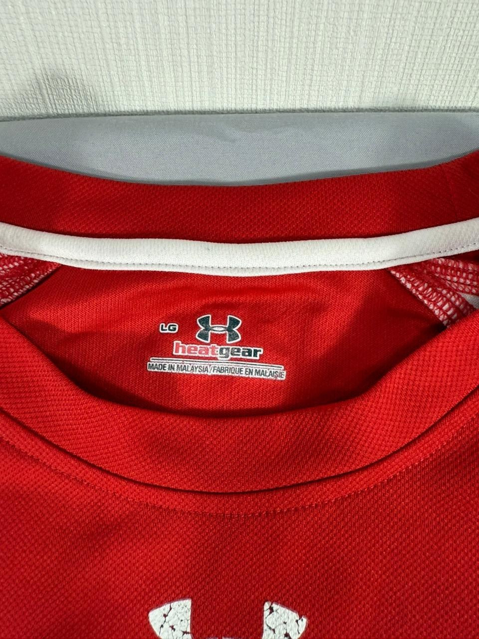 Under Armour HeatGear Men's Red Athletic T-Shirt Size L Sports Tee