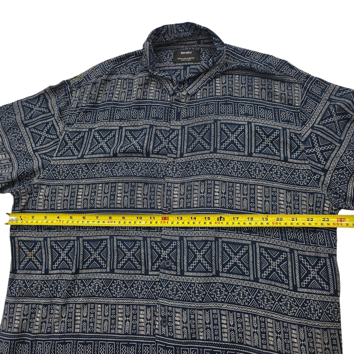 Bershka Men's Navy Geometric Embroidered Short Sleeve Shirt XL
