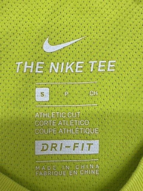Nike Unisex Green Dri-FIT FC Barcelona T-Shirt Size S Athletic