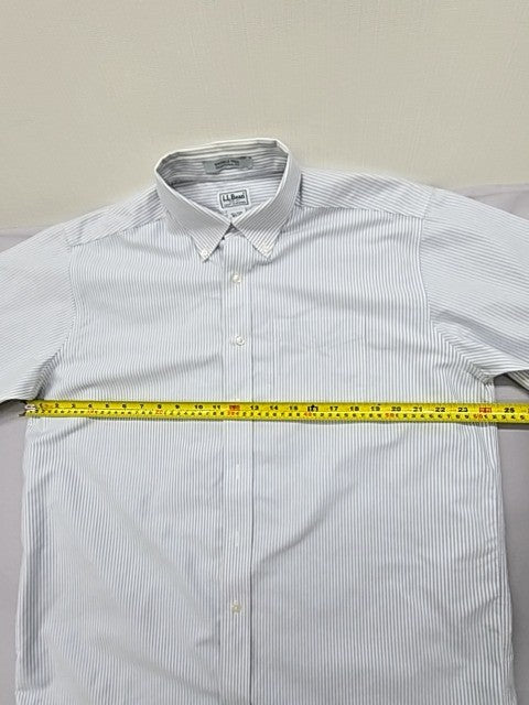 L.L.Bean Men's Light Blue Wrinkle Free Oxford Shirt Long Sleeve Traditional