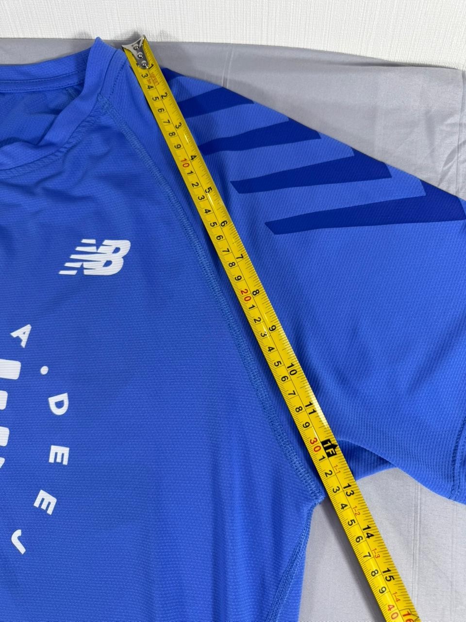 New Balance Men's Blue Athletic T-Shirt Size L Short Sleeve Sports Tee