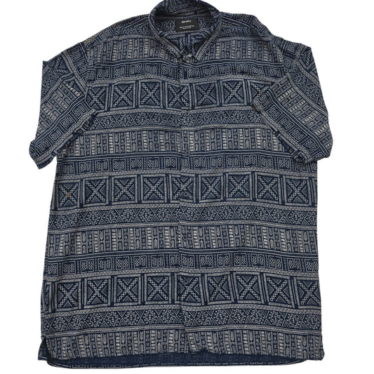 Bershka Men's Navy Geometric Embroidered Short Sleeve Shirt XL