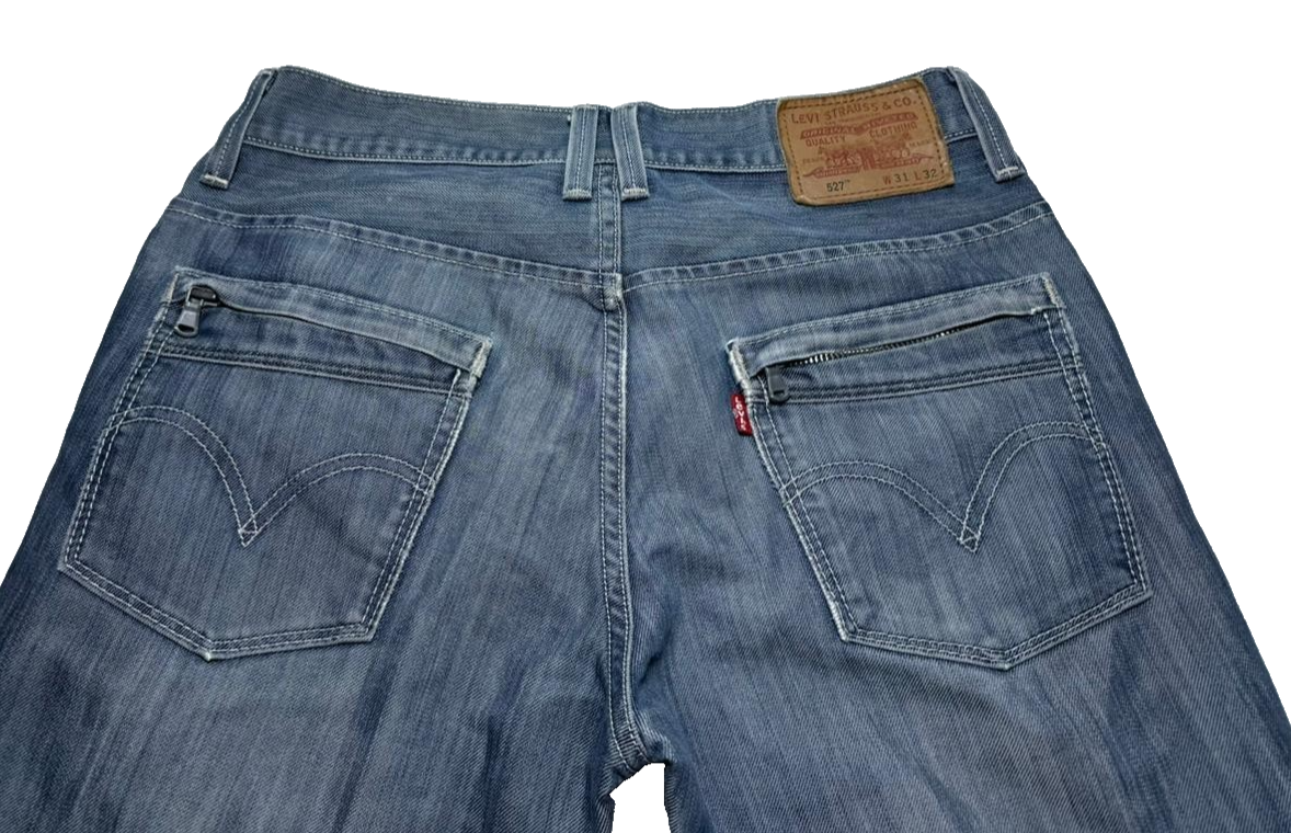 Men's Levi Strauss Light Wash Slim Straight Denim Jeans, Zip Pockets, Size 31