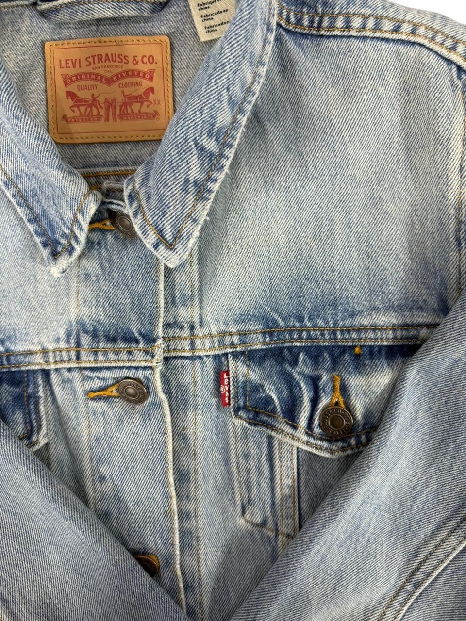 Levi's Men's Denim Jacket Blue Trucker Style Button Front Casual Size Large
