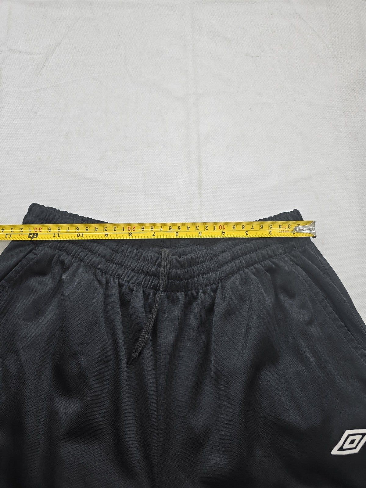 Umbro Men's Black Track Pants L Regular Fit Drawstring Tapered