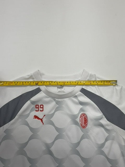 PUMA Boys White Soccer Graphic Tee Big Kids L Lightweight Crew Neck