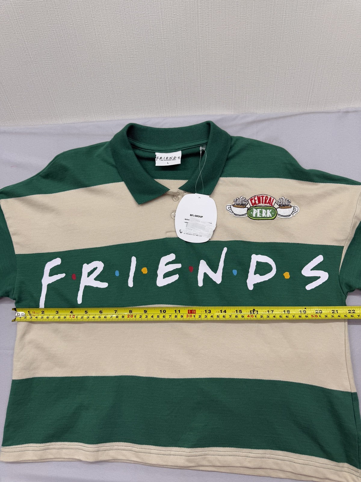 Friends TV Show Rugby Polo Shirt L Green/Cream Embroidered Logo