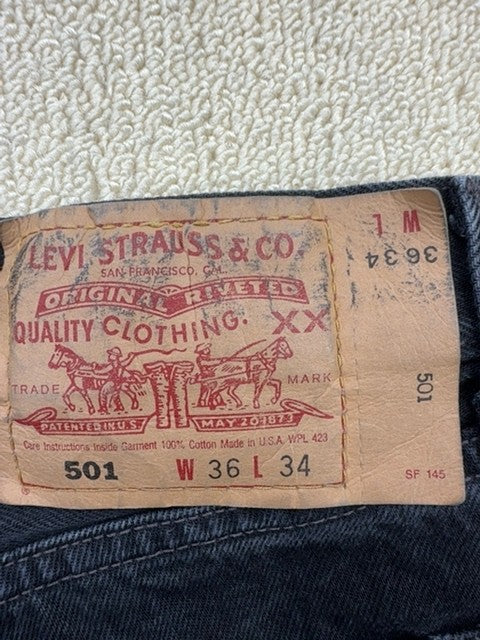 Levi's 501 Men's Black Denim Jeans 36x34 Original Fit Button Fly