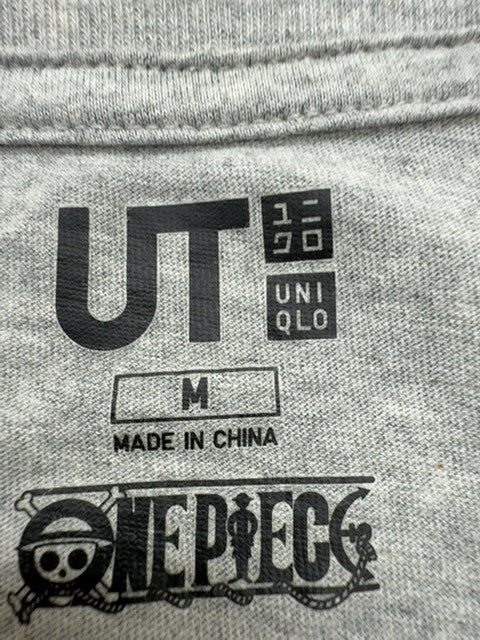 Uniqlo Men Gray T-Shirt size M product image 6