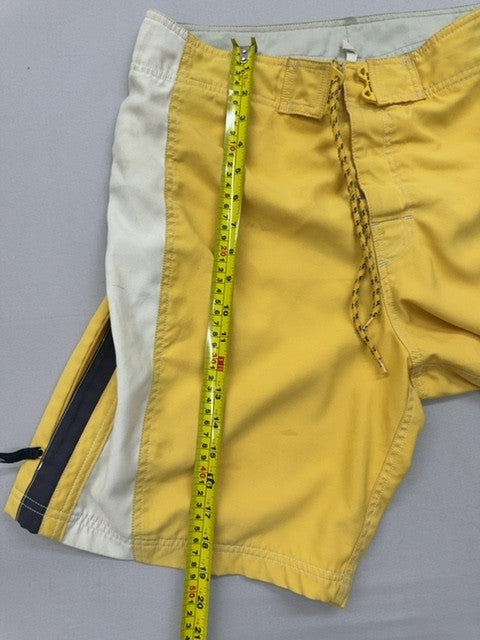 Nautica Men's Yellow Colorblock Board Shorts 32W Drawstring