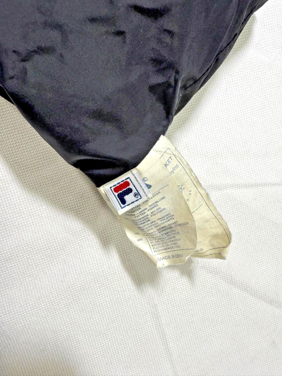 Fila - Sleeveless Full Zip Up Puffer Vest Jacket Black - XL