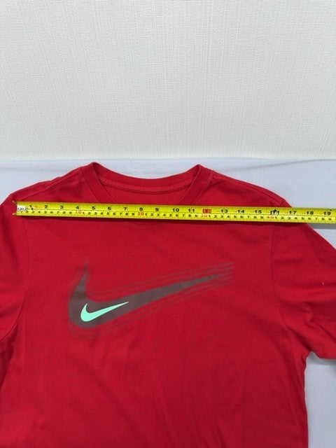 Nike Men's Red Athletic Crew Neck Short Sleeve T-Shirt Small Cotton