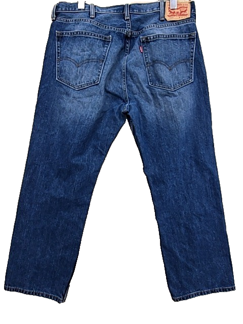 Vintage Levi's Men's Blue Jeans – Size 38x30