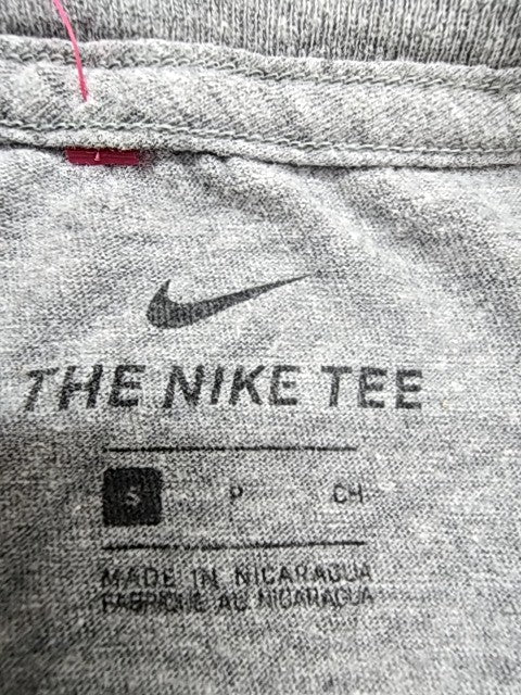 Nike Men's Gray The Nike Tee T-Shirt Size S Regular Fit