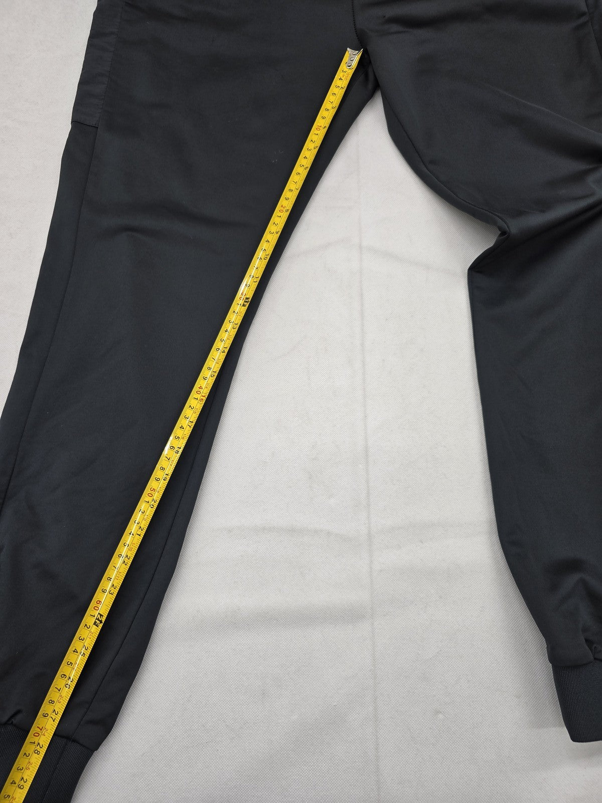 Ellesse Montpellier Black Fleece Joggers L Men Tapered Drawstring