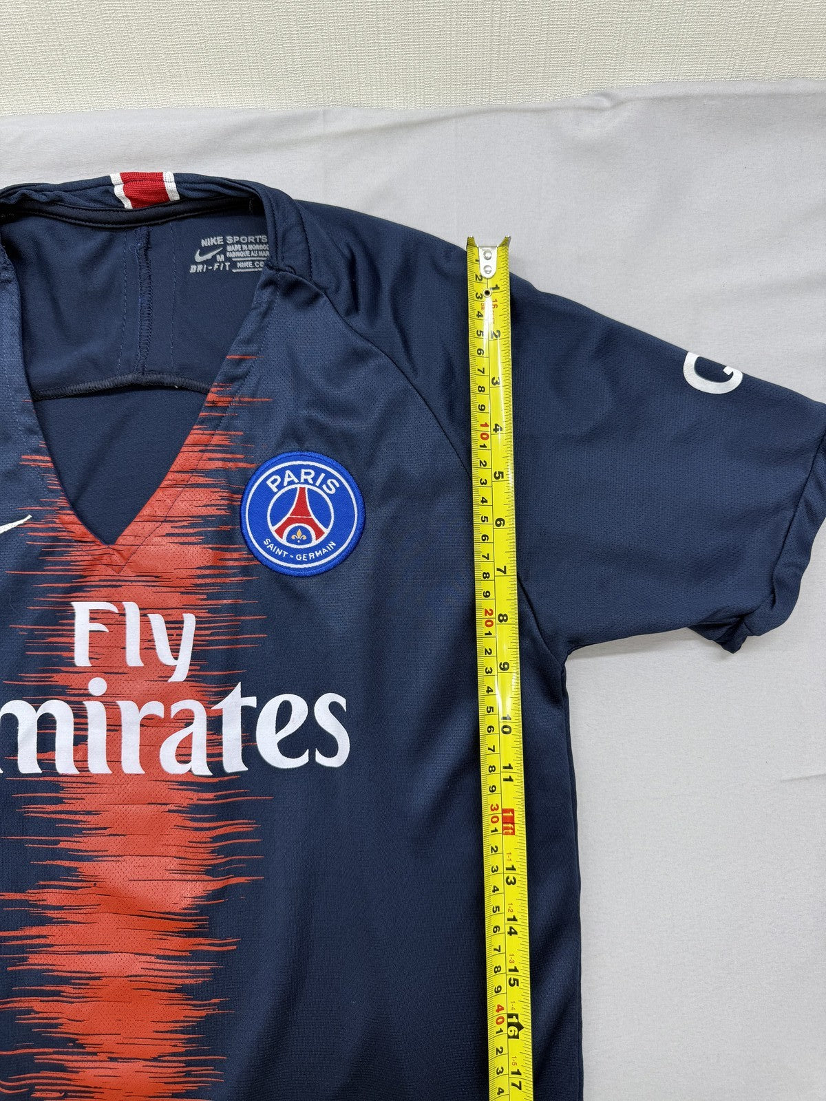 Nike Men's M Navy Striped Soccer Jersey Short Sleeve V-Neck Dri-FIT