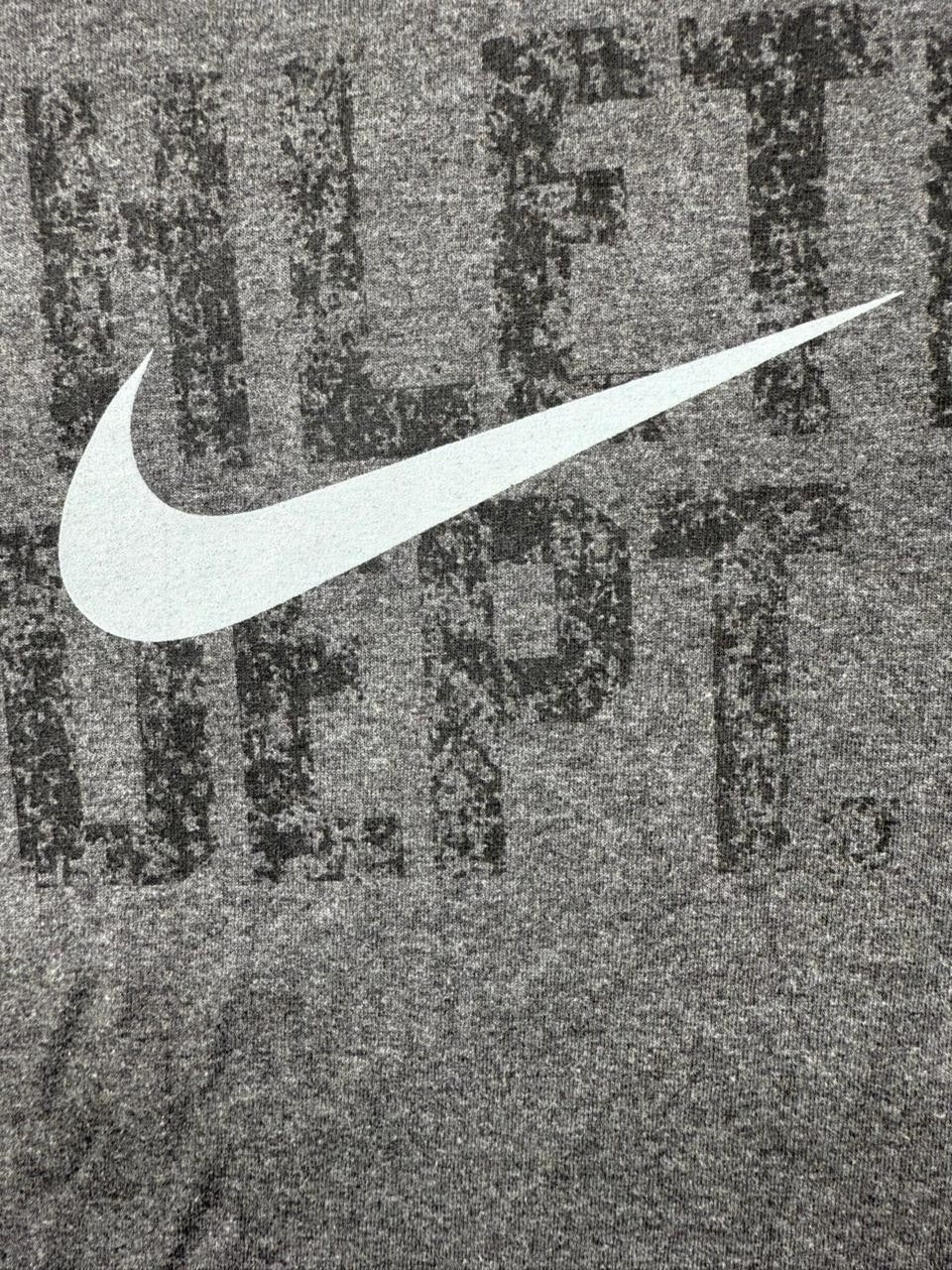 Nike Men's Grey Loose Fit Athletic T-Shirt Size L