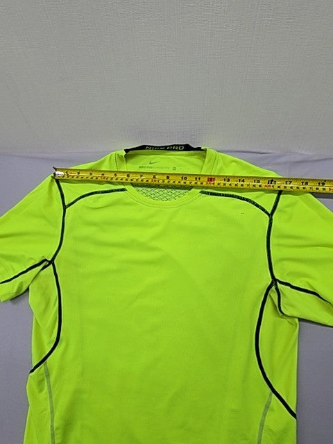 Nike Men's Neon Yellow HyperCool Fitted T-Shirt Size M