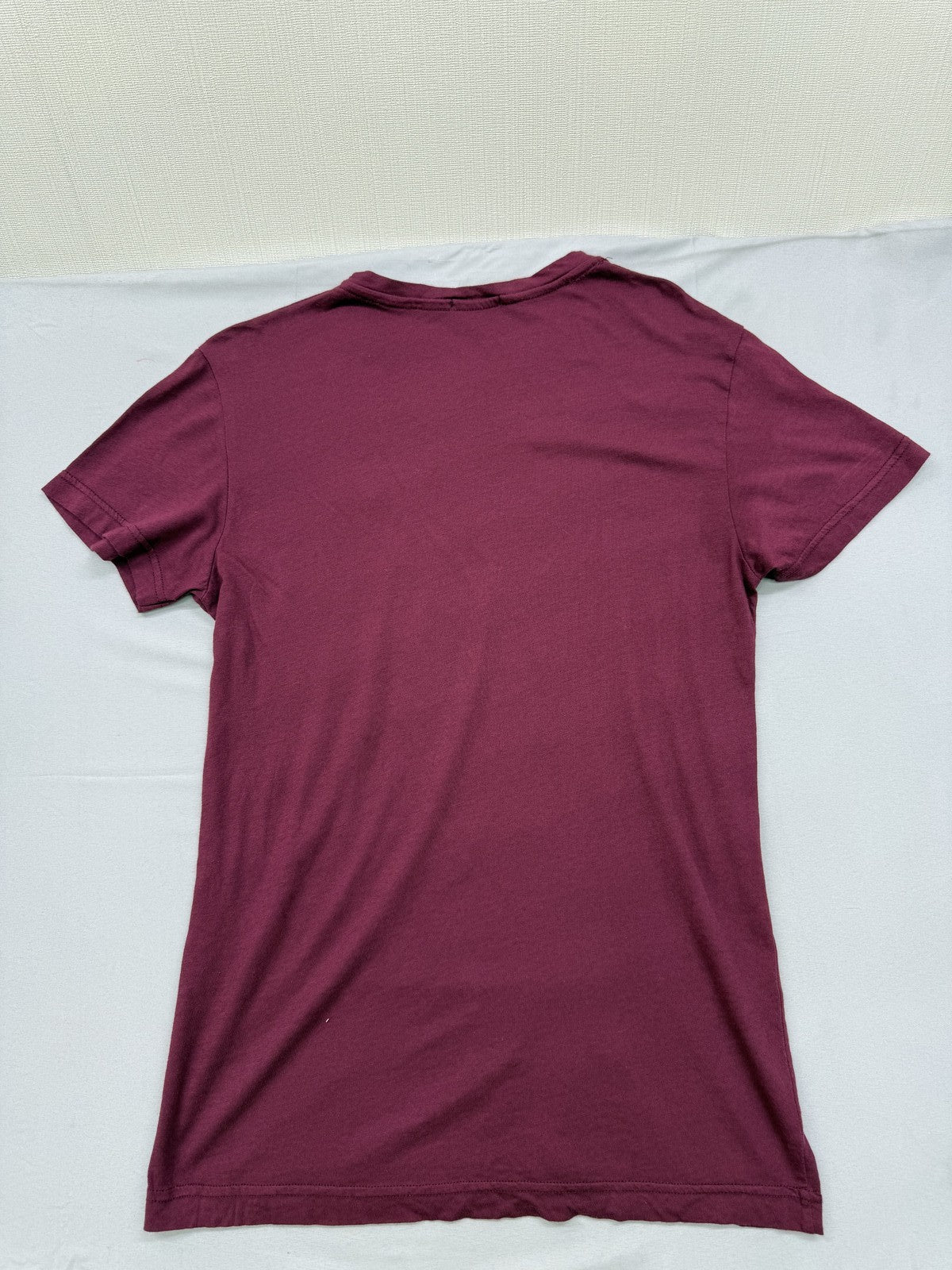 Fred Perry Men's M Burgundy Cotton T-Shirt Crewneck