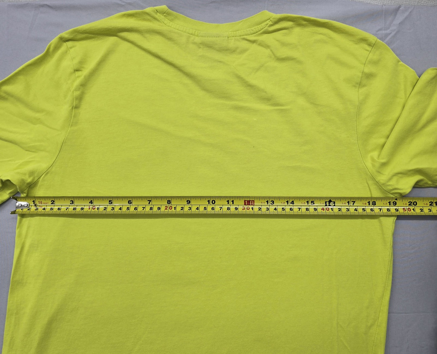 Umbro Men's Neon Yellow Graphic T-Shirt Size M Cotton Crew Neck
