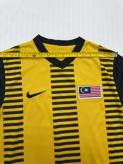 NIKE Men's Yellow/Black Dri-FIT Malaysia Jersey M