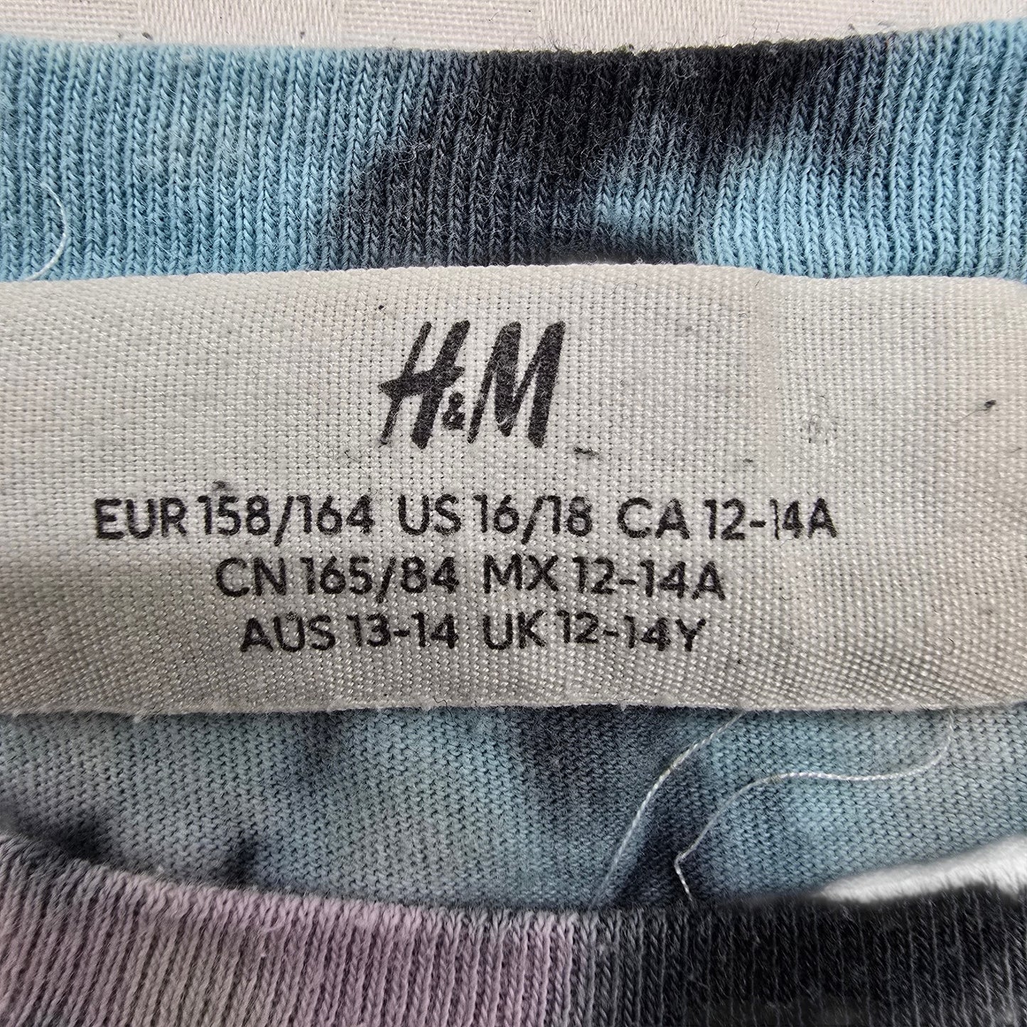 H&M Kids Tie-Dye Spiral T-Shirt Blue Pink Black Size 16/18
