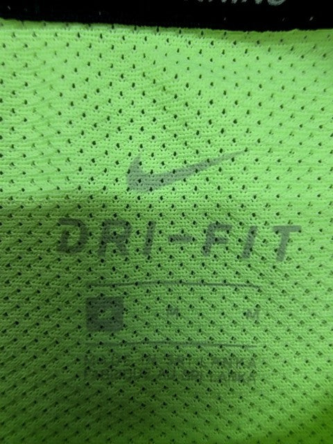 Nike Men's Green Dri-FIT Short Sleeve T-Shirt Regular Polyester Crewneck