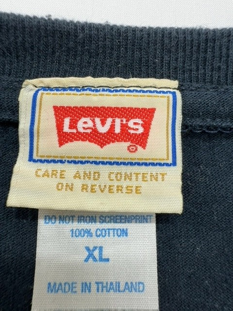 Levi's Men Blue T-Shirt size XL product image 3
