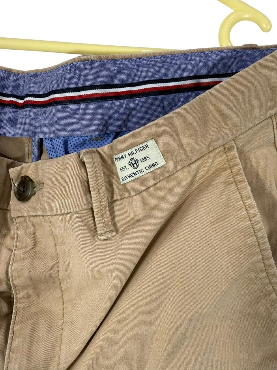 Tommy Hilfiger Men's Denton Chino Pants Straight Fit Beige 32x34