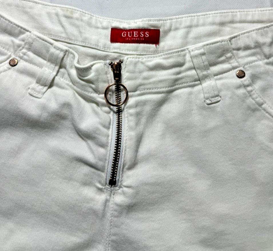 Women's Guess Los Angeles White Cuffed Shorts Raw Edge - Size 29
