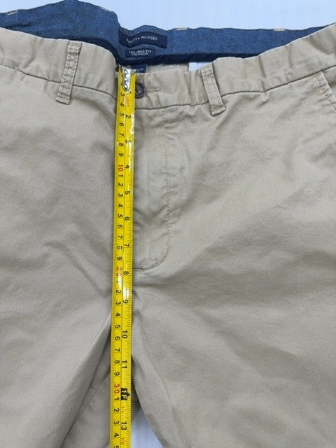 Tommy Hilfiger Men's Khaki Chino Pants 40/30 Tailored Fit