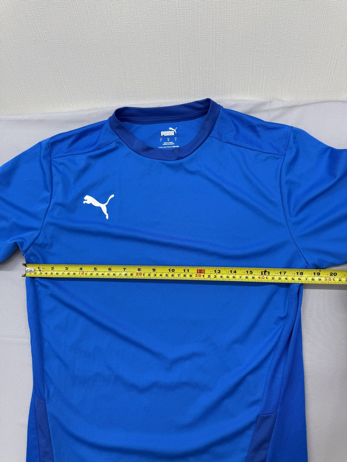 Puma Men's Blue Soccer Jersey L Short Sleeve Crewneck 704710-02