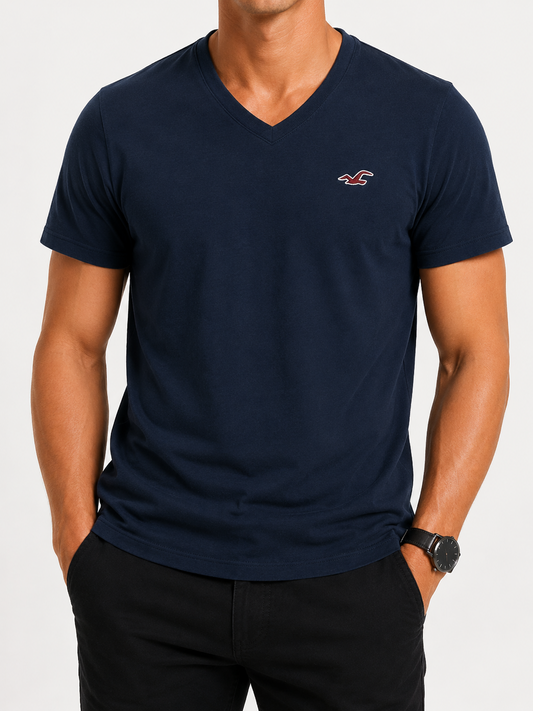 Hollister Men Navy T-Shirt size L product image 1
