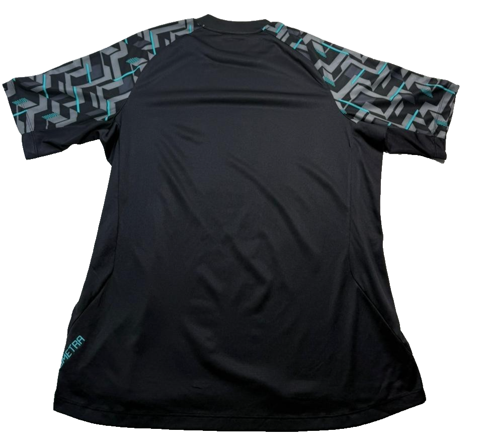 Umbro Pro Training Graphic Jersey In Black - Size L