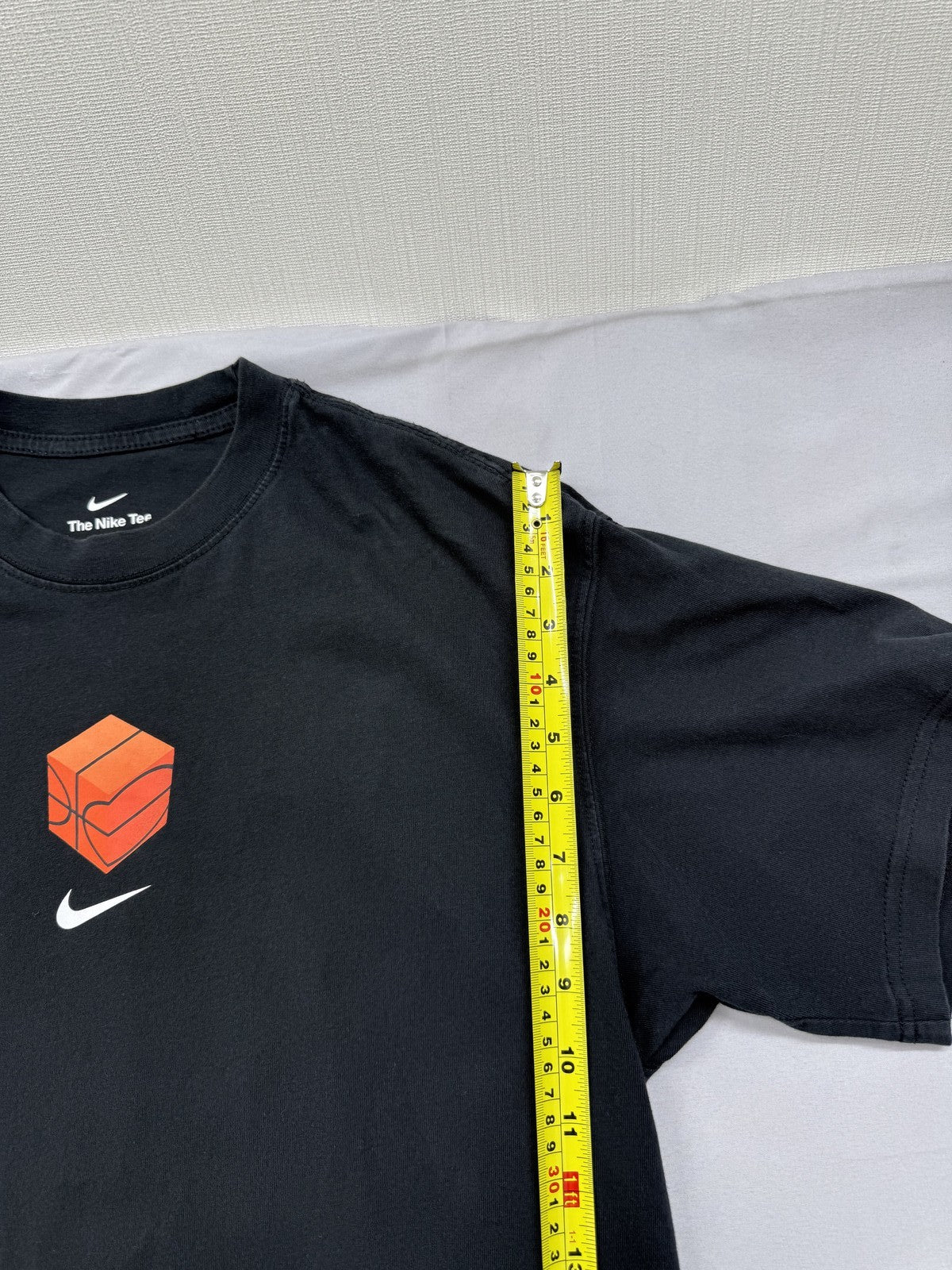 Nike Men's Black Short Sleeve Crew T-Shirt Cotton M Loose Fit
