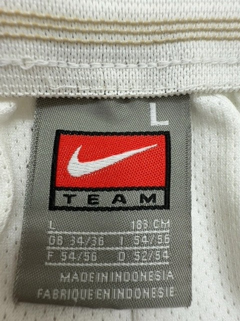 Nike Boys White Shorts size L product image 4