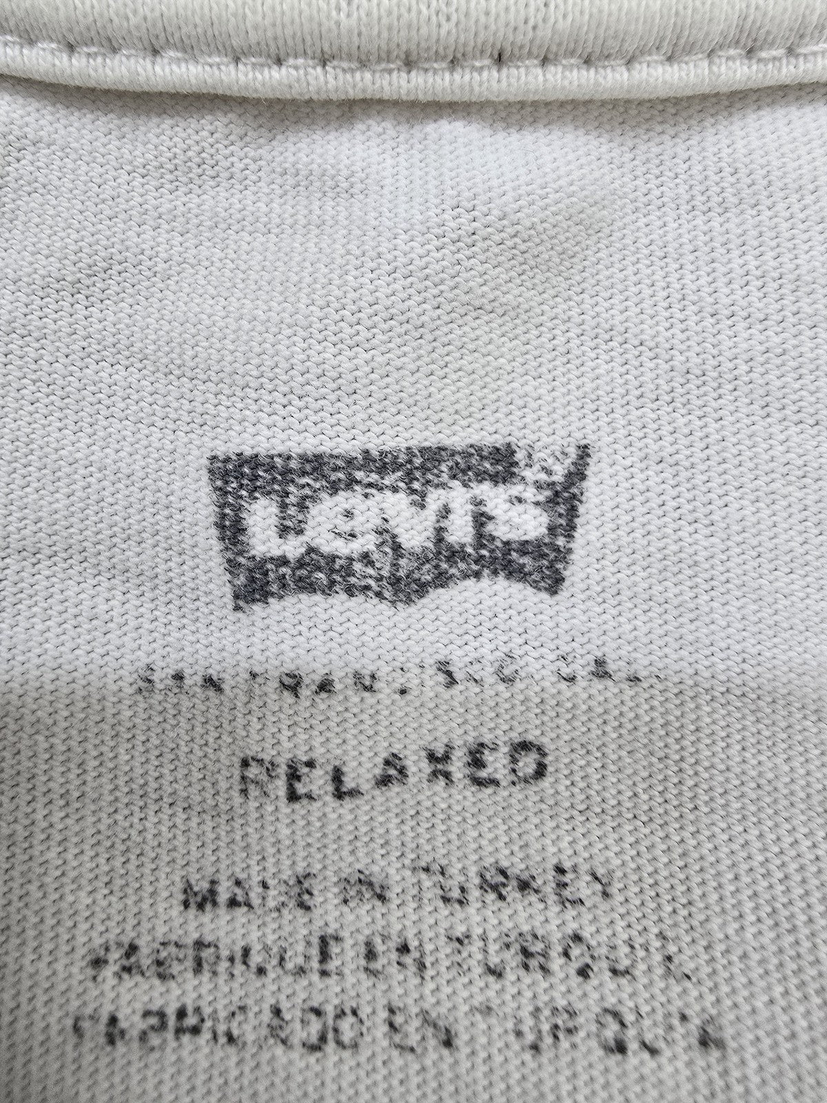 Levi's Men's White Cotton T-Shirt Large Relaxed Crewneck Logo