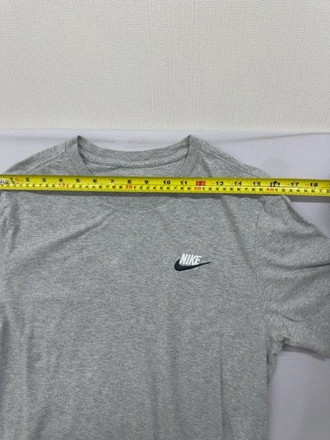 Nike Men's S Grey Cotton Short Sleeve Crew Neck Swoosh T-Shirt