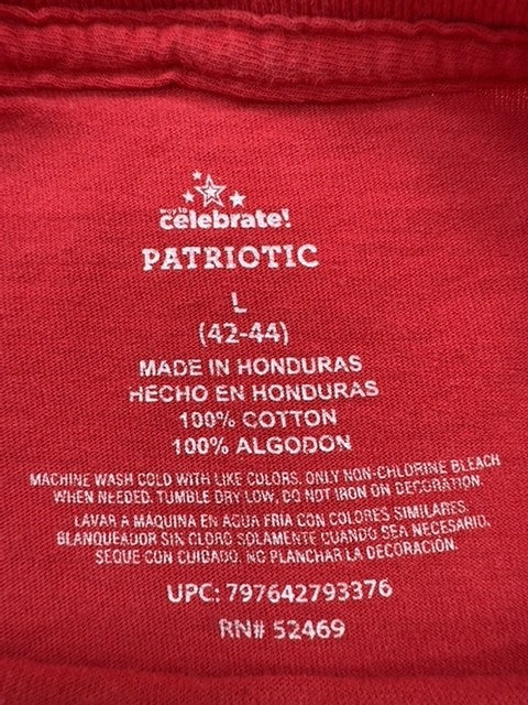 Celebrate Men's Red Patriotic Graphic T-Shirt Size L