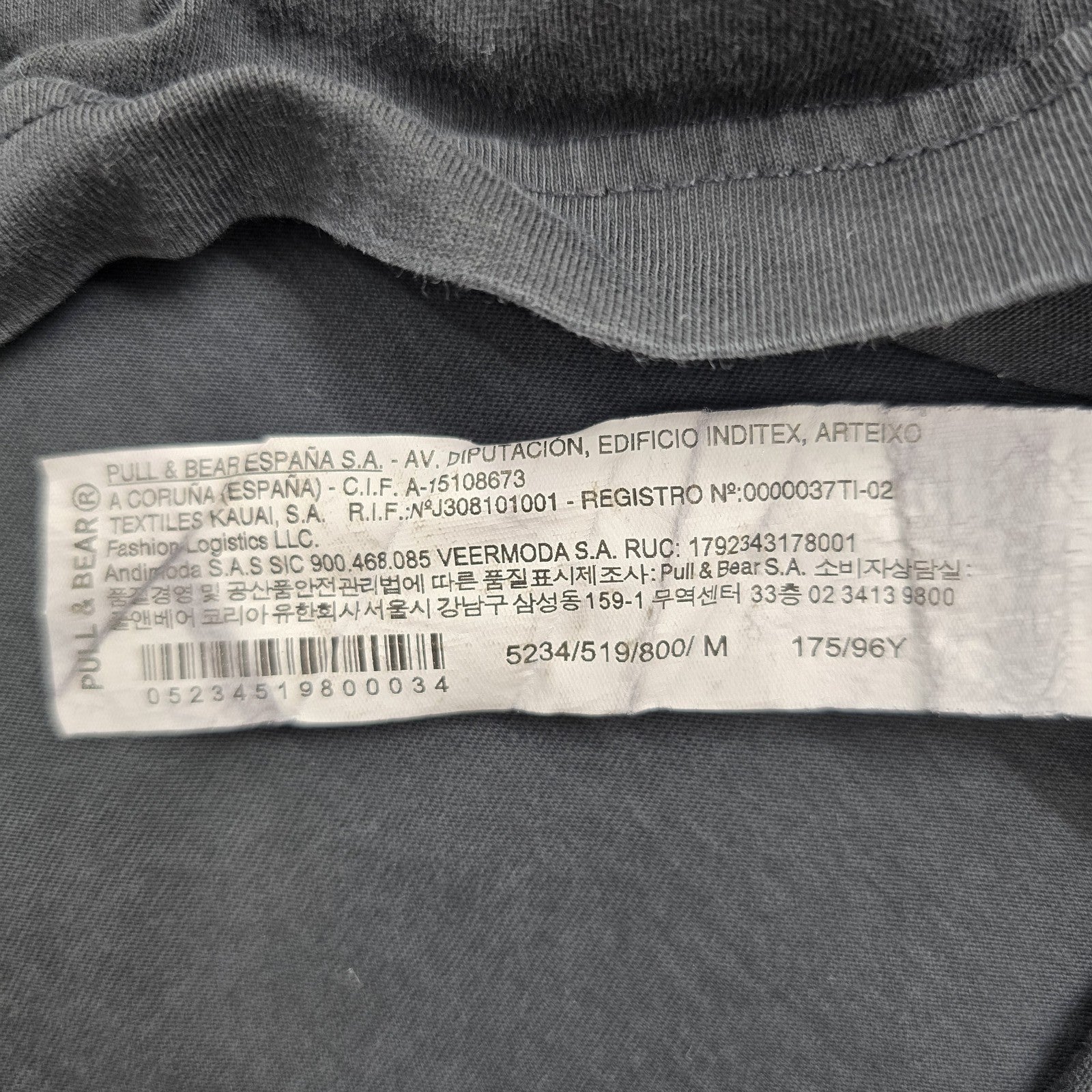 Pull&Bear Men Black T-Shirt size M product image 5
