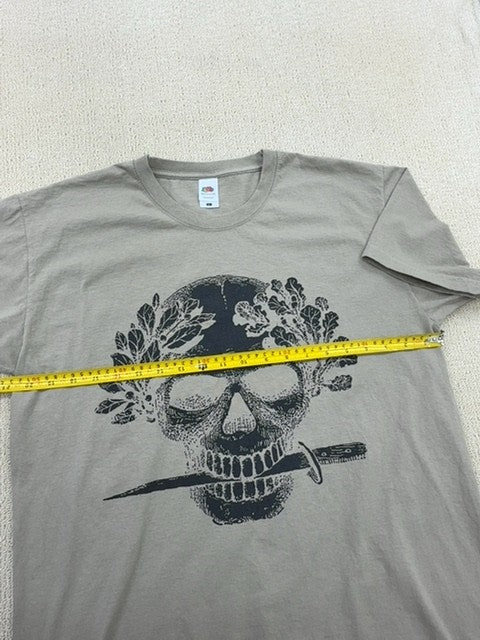 Fruit of the Loom Unisex Grey Skull Crewneck T-Shirt Size L Cotton