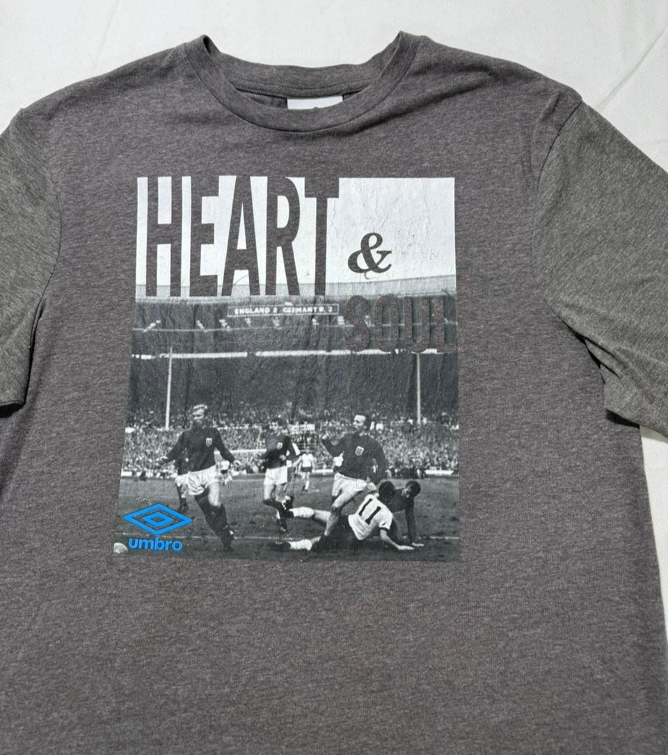 Umbro Men's "Heart & Soul" Graphic T-Shirt Gray - Size S